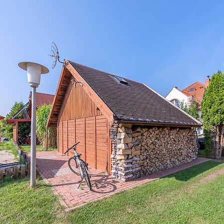 Pensjonat Kwiatkowski Domek Nr 1 Nowecin 外观 照片